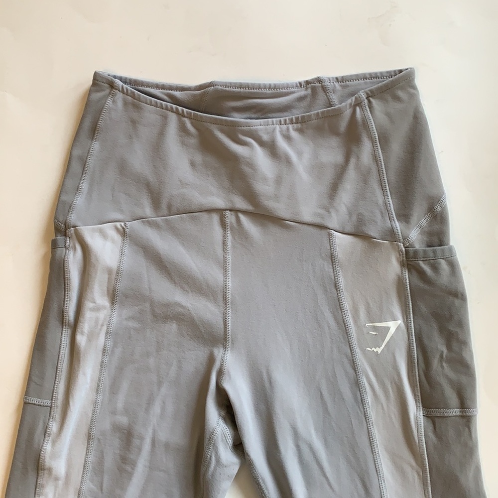 Gym shark women’s Tonal Block Leggings - Picture 3 of 7
